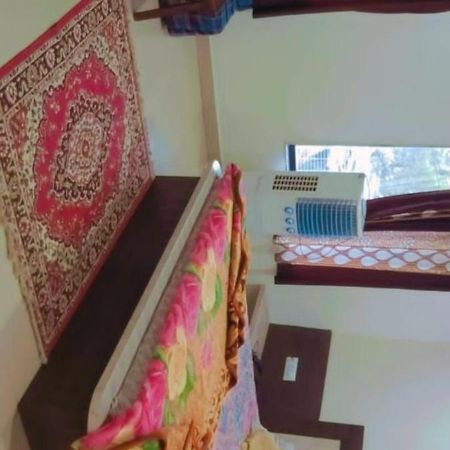 Bombay Regency Hotel Pachmarhī Kültér fotó