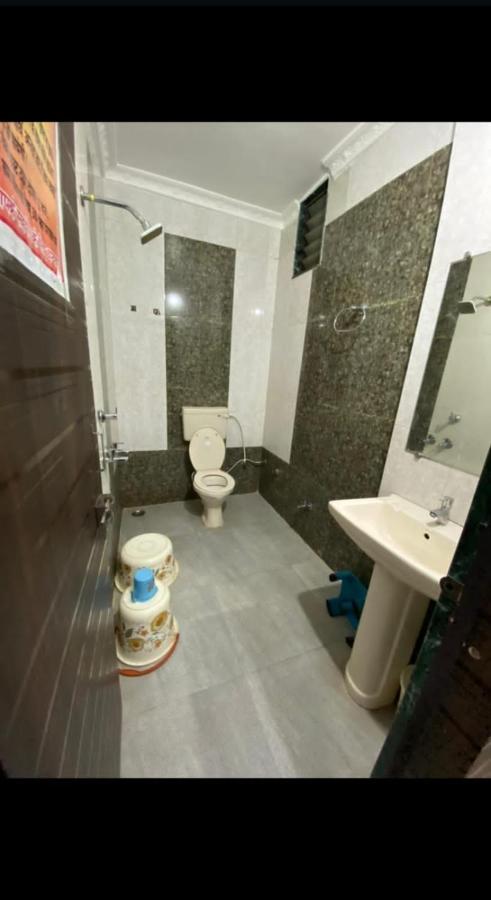 Bombay Regency Hotel Pachmarhī Kültér fotó