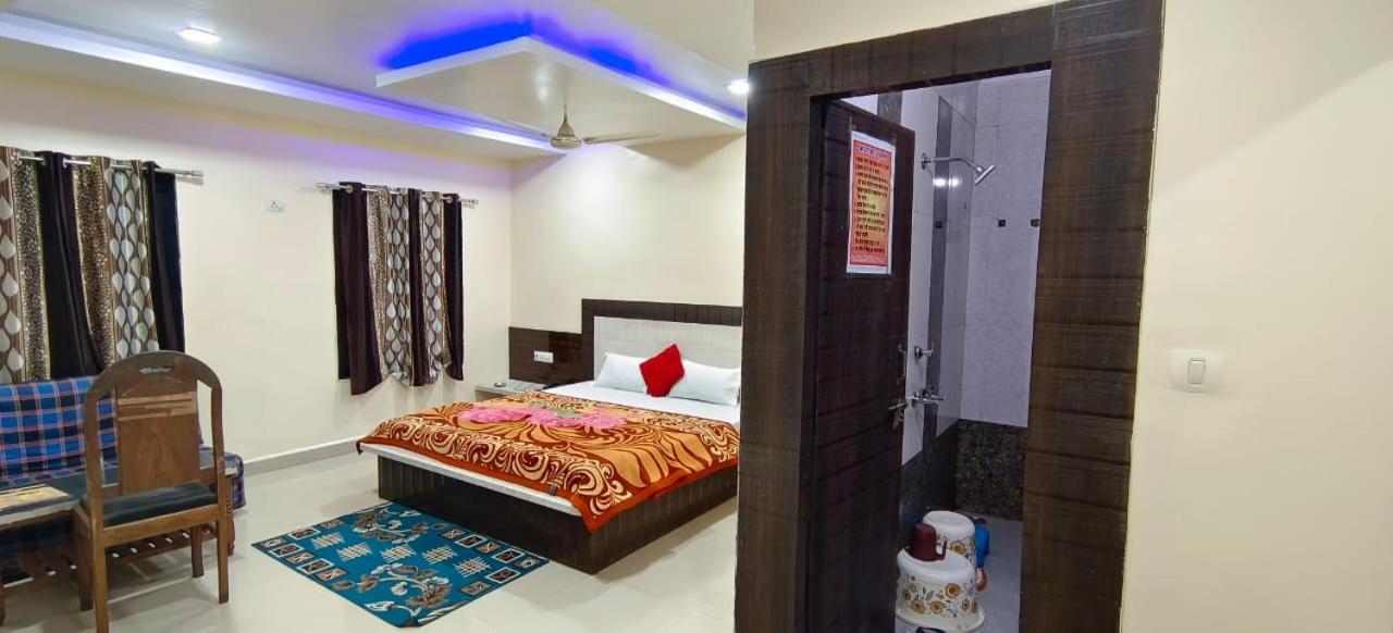 Bombay Regency Hotel Pachmarhī Kültér fotó